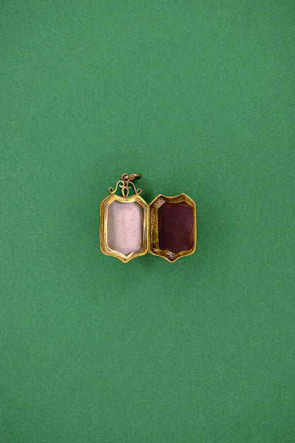 Antique Bloodstone/Carnelian Shield Locket