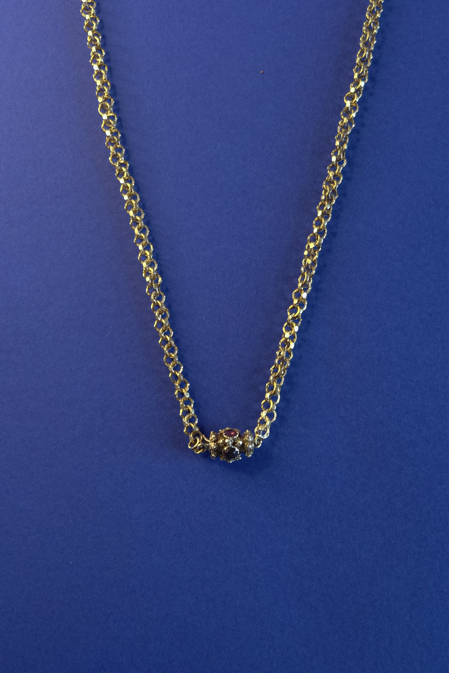 Georgian 15ct Gold Corded-Link Chain with Garnet Barrel Clasp